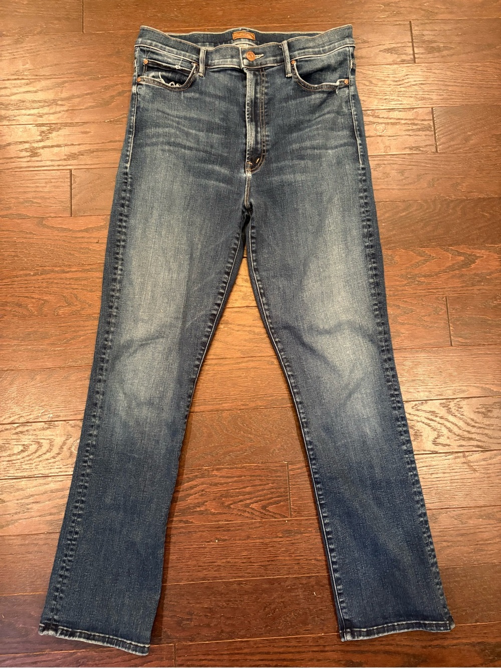 MOTHER Straight Leg Mid-Rise Jeans in Faded Blue